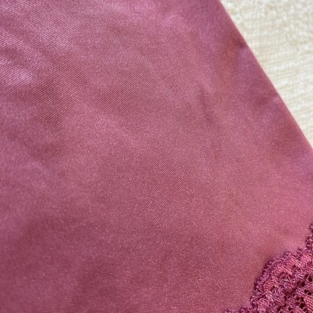 Victoria’s Secret pink lacy, silky Cami tank, sexy‎ size medium used - Picture 5 of 9